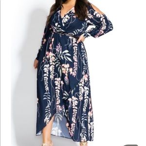 City Chic Plus Size Maxi Dress Size L/20 NWT